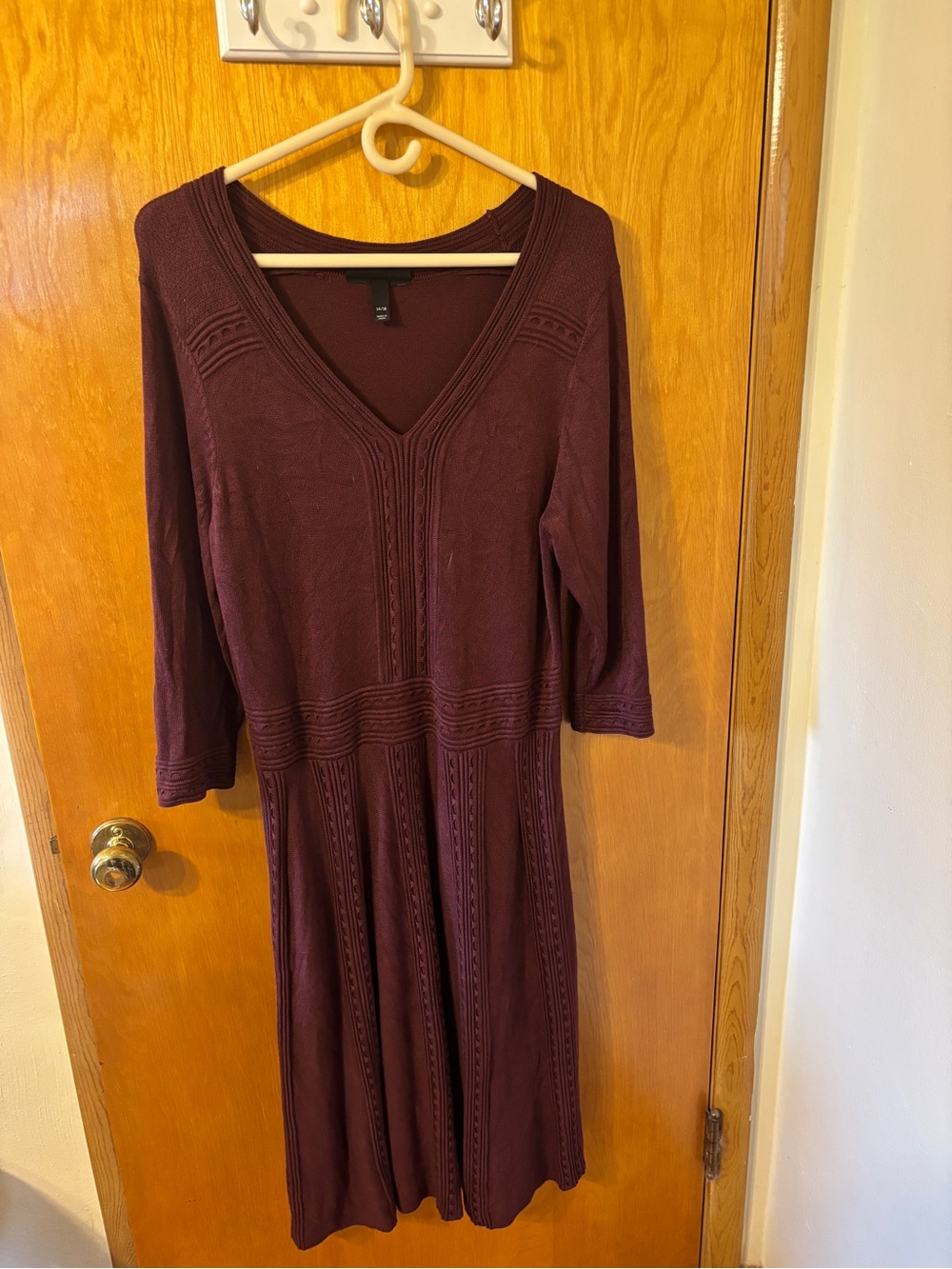 Lane Bryant V‑Neck sweater Midi Dress in Wine